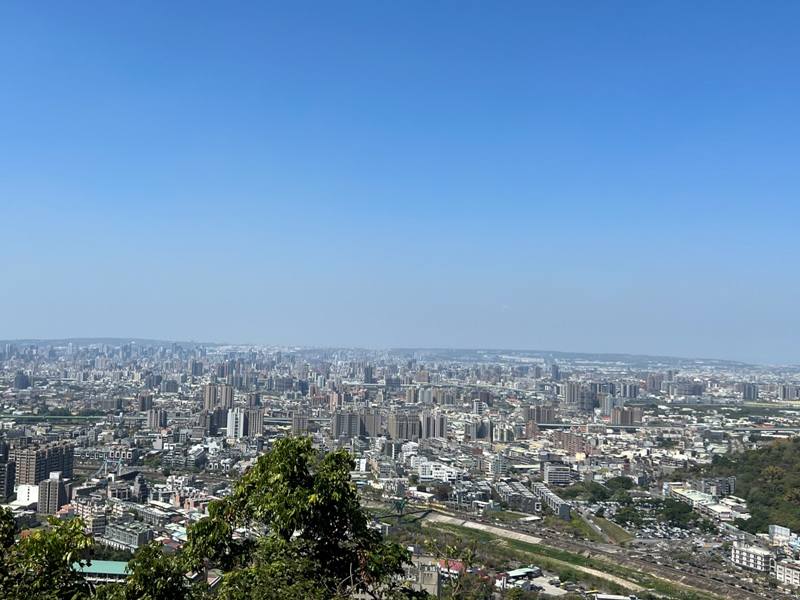 nankuanyin30 北屯-南觀音山 輕鬆登小百岳 城市山林盡收眼底