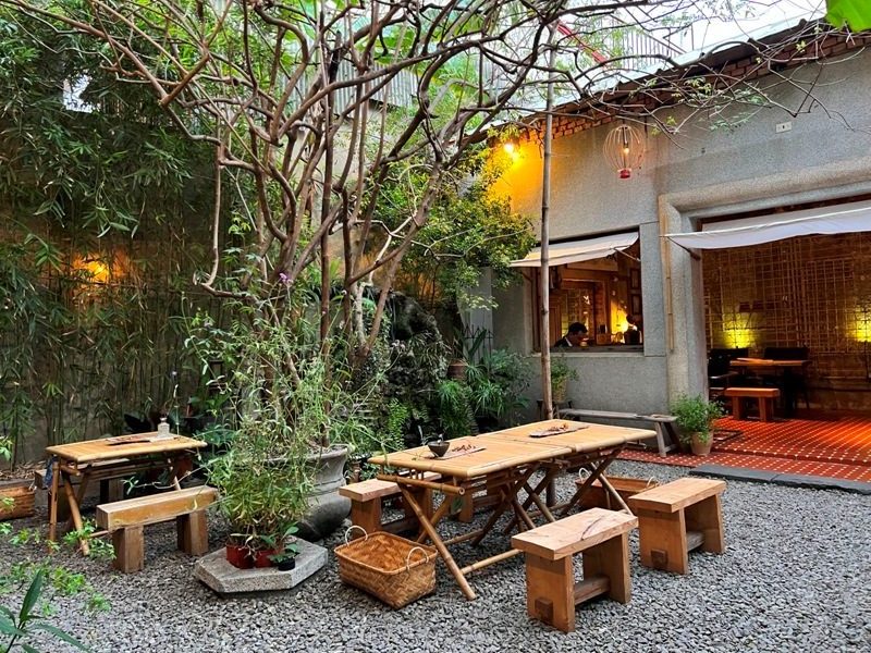 shuitien18-rotated-e1648127174112 台南北區-水天 百年老宅日式庭院 愜意享受老台南