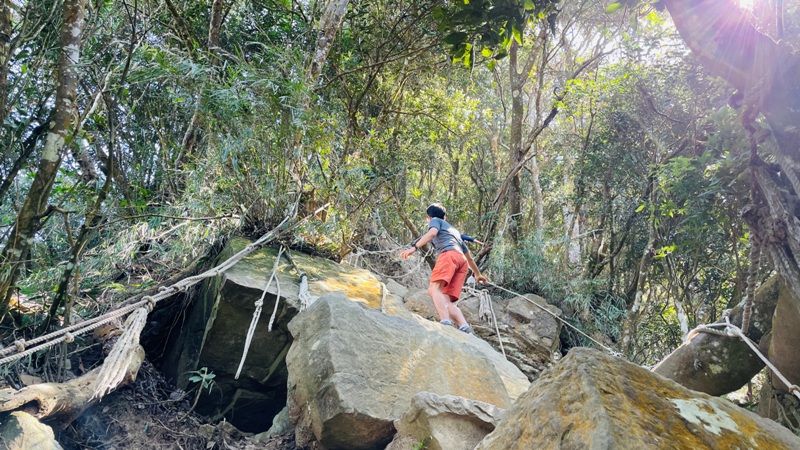 xianmt.21 獅潭-登仙山 飲仙水 手腳並用登頂賞美景