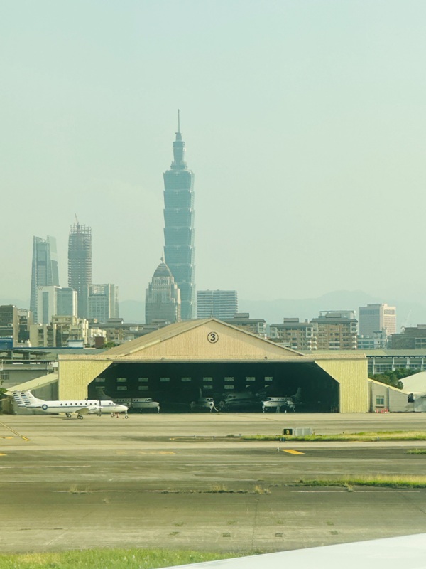 flyflyanaana20 202304松山羽田 富士山晴空塔與101