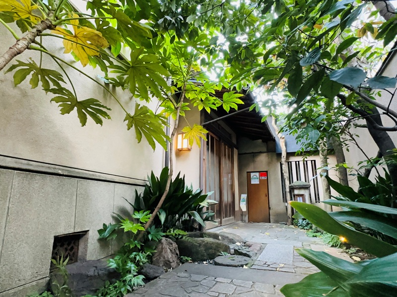 lucite03 Asakusabashi-Lu Cite Gallery Cafe 晴空塔隅田川與電車 老宅景色迷人