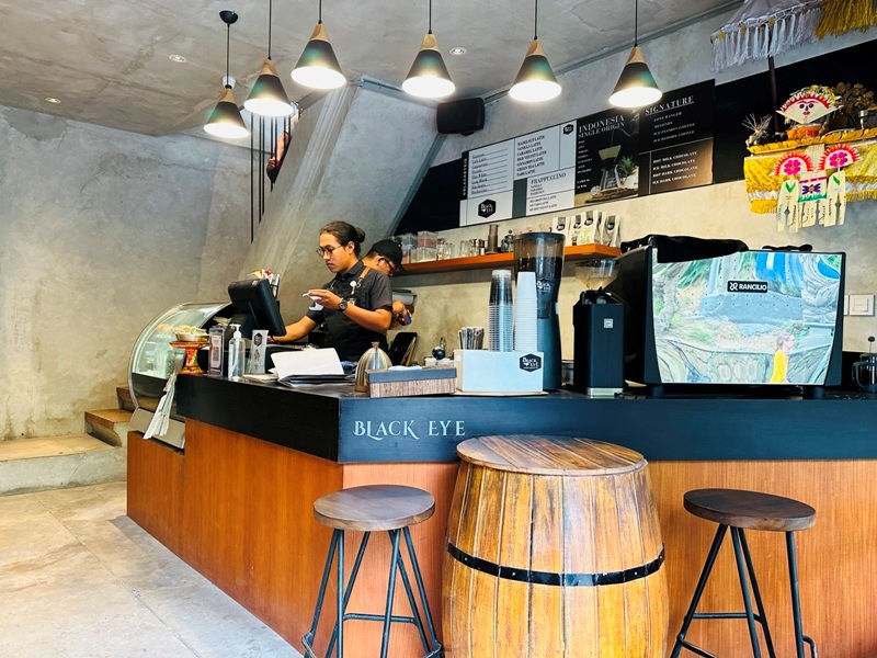 blackeye02 Bali-Black Eye烏布大街 在地咖啡館