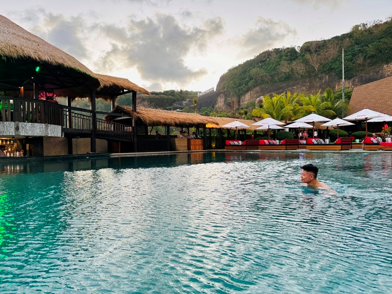 rosterfishbeachclub12 Bali-Rosterfish Beach Club夏夜晚風 這樣的峇里島太廢太爽...