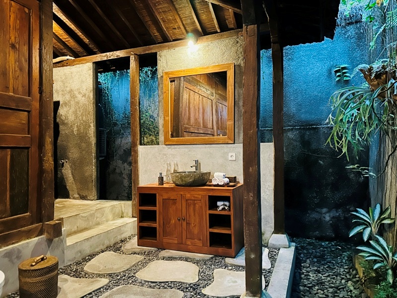 ubudvilla5022 Bali-Mandana Ubud Villa傳統建築 烏布花園Villa 私人泳池好享受