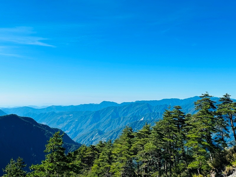 Guanshanling5203 桃源-百岳編號77 南橫三星之關山嶺山 視野開闊輕鬆走