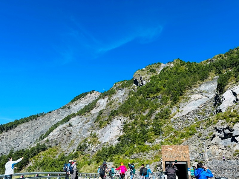 Guanshanling5204 桃源-百岳編號77 南橫三星之關山嶺山 視野開闊輕鬆走