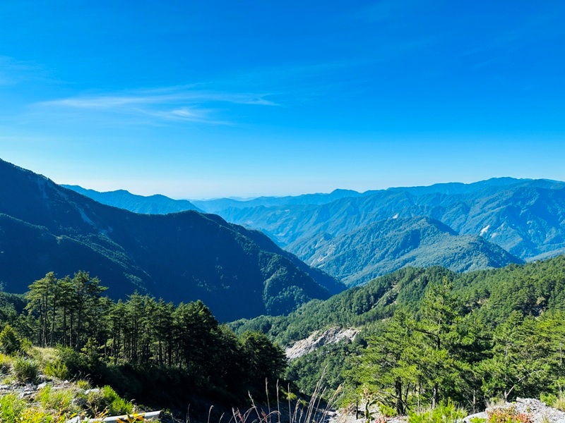 Guanshanling5206 桃源-百岳編號77 南橫三星之關山嶺山 視野開闊輕鬆走
