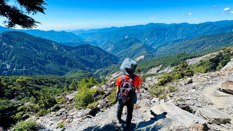 Guanshanling5225 桃源-百岳編號77 南橫三星之關山嶺山 視野開闊輕鬆走