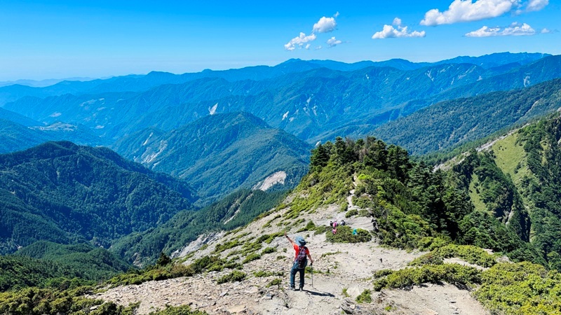 Guanshanling5238 桃源-百岳編號77 南橫三星之關山嶺山 視野開闊輕鬆走