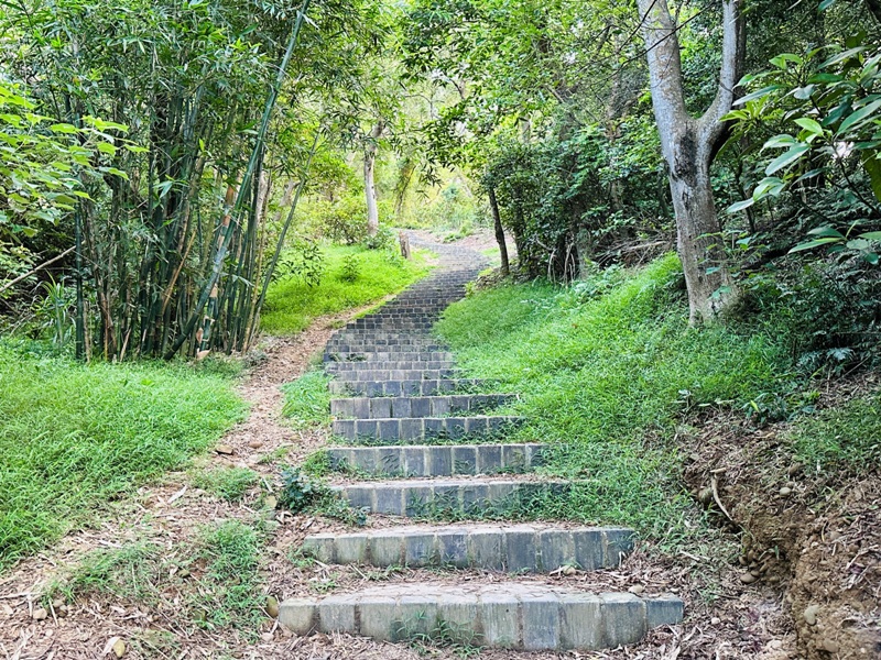 wenshan07 竹北-犁頭山.文山步道 輕鬆寫意賞高鐵
