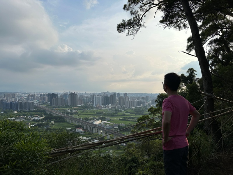 竹北-犁頭山.文山步道 輕鬆寫意賞高鐵