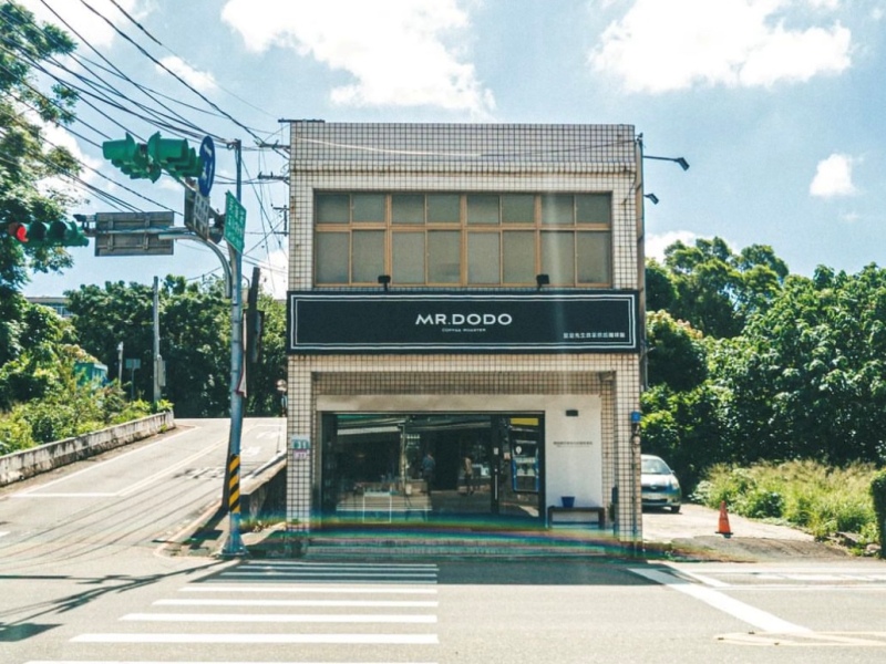 楊梅-豆豆先生咖啡 過嶺孤獨的存在 撲鼻的咖啡香