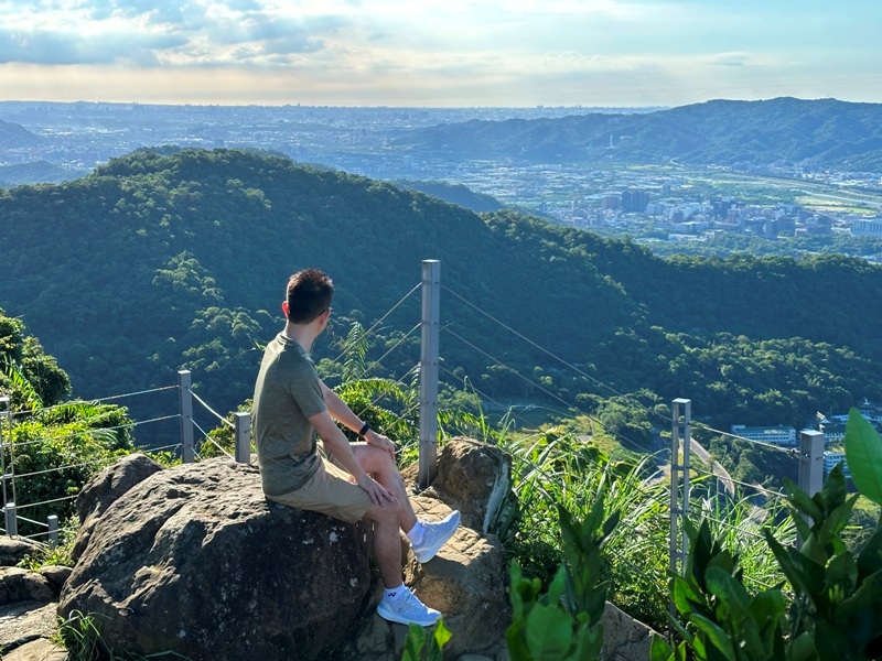 tienshangg0120 土城-15分鐘登頂太輕鬆 秋遊天上山太舒爽
