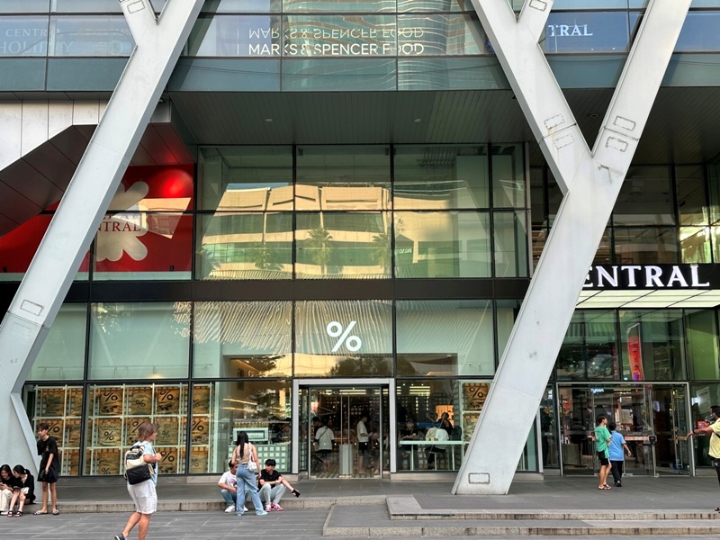 Bangkok-%Arabica Coffee(Central World)方塊設計貫串全店