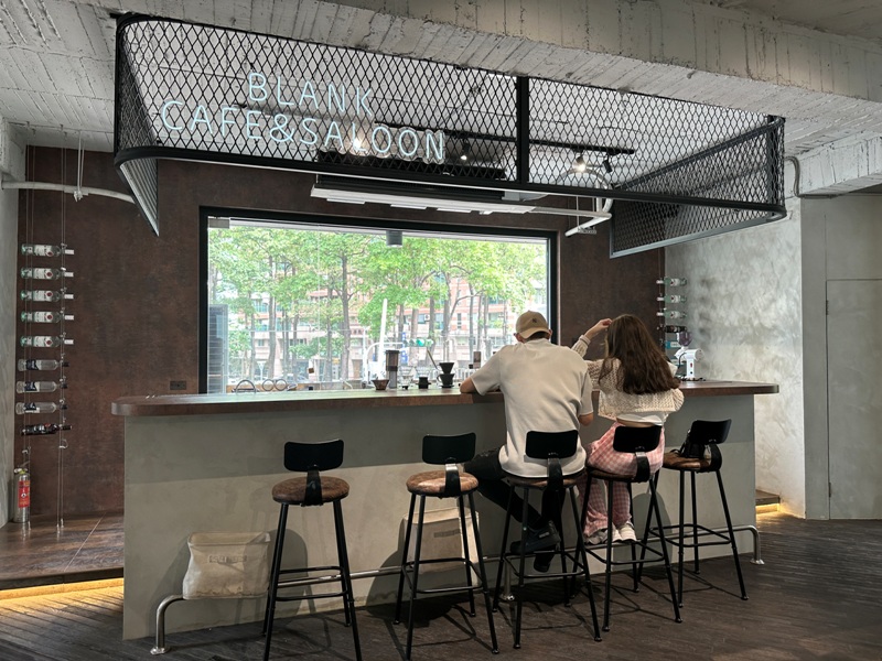 blankplan21 台中西區-留白計畫 超熱門複合空間 有茶有咖啡還有展覽