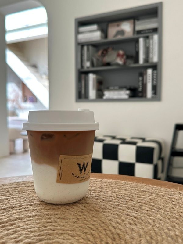 inmotionstudio20-rotated 新埔-In Motion Studio攝影棚喝咖啡 拍好拍滿