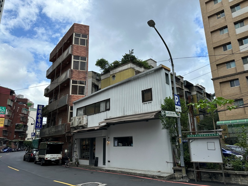 pipaco050101 板橋-Pipaco+方寸書店 選本書點杯咖啡 也可閒聊一下午