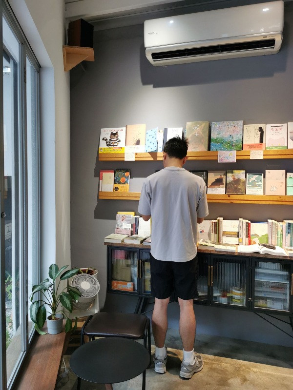 pipaco050104 板橋-Pipaco+方寸書店 選本書點杯咖啡 也可閒聊一下午