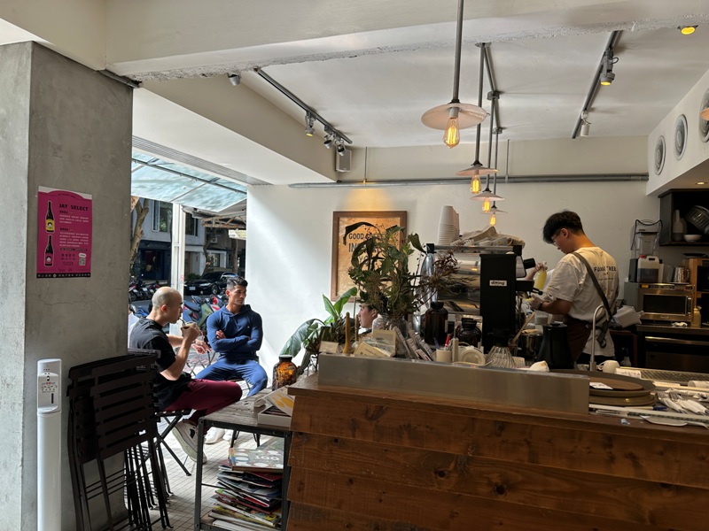 fujin08 松山-秋高氣爽來份早午餐 民生社區馳名富錦樹咖啡