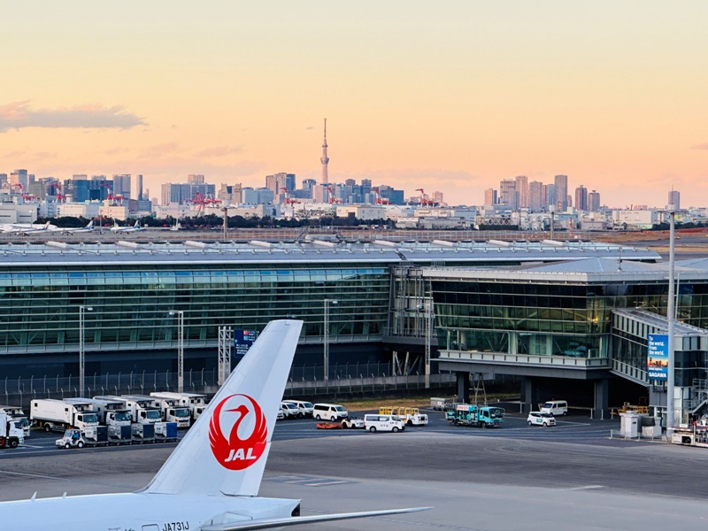 flyjl11 202312 松山羽田 日航餐點退步?