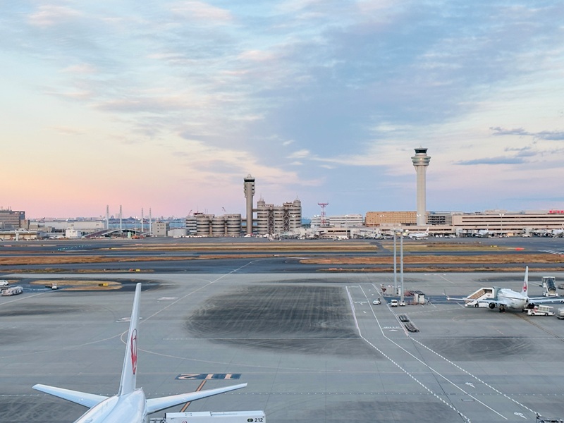 flyjl13 202312 松山羽田 日航餐點退步?