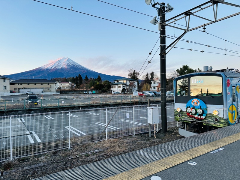 fujiyoshida03 Fujiyoshida-一路往富士山散步 新倉山淺間公園/國道139號/金鳥居