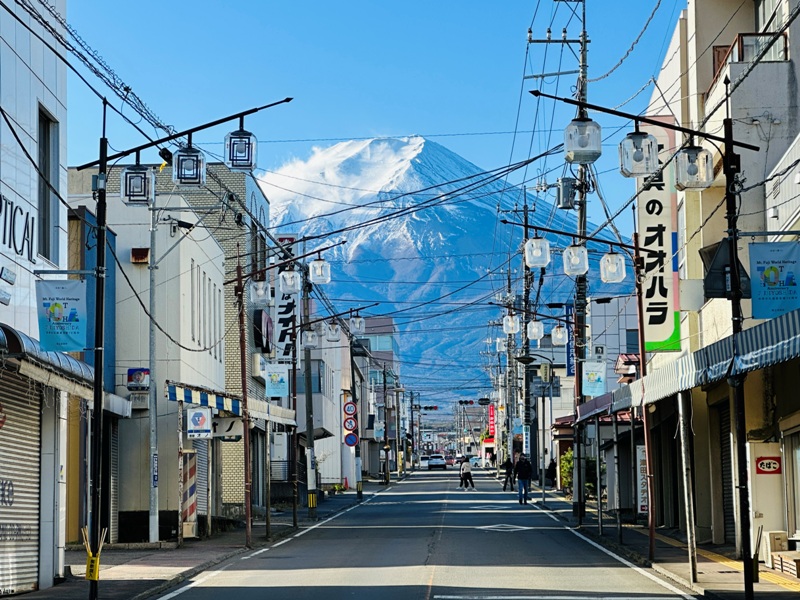 fujiyoshida20 Fujiyoshida-一路往富士山散步 新倉山淺間公園/國道139號/金鳥居