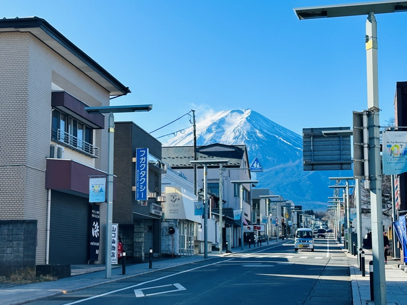 fujiyoshida24 Fujiyoshida-一路往富士山散步 新倉山淺間公園/國道139號/金鳥居
