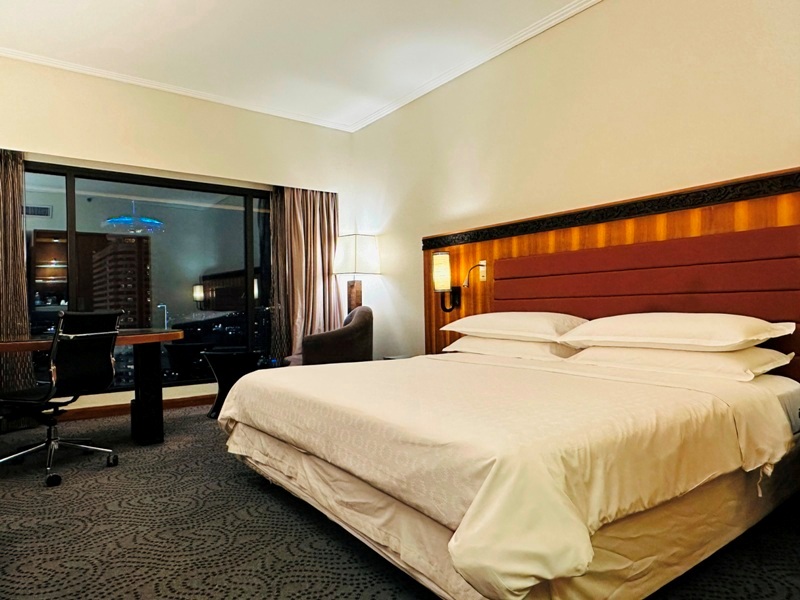 royalorchidsheraton27106 Bangkok-Royal Orchid Sheraton昭披耶河畔景觀一流的老飯店