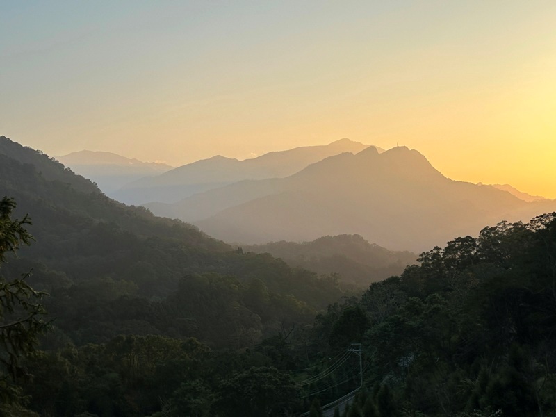 shangshan17 橫山-上山喝咖啡 層層疊疊賞山景賞夕陽...