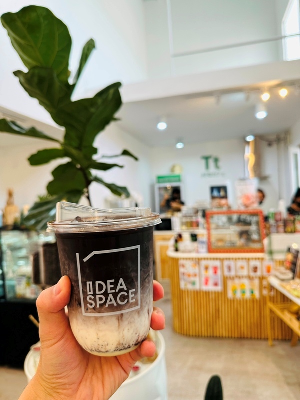 troktalatphlu11 Bangkok-Trok TalatPhlu隱藏版韓風咖啡館 與水門寺大佛來張合照