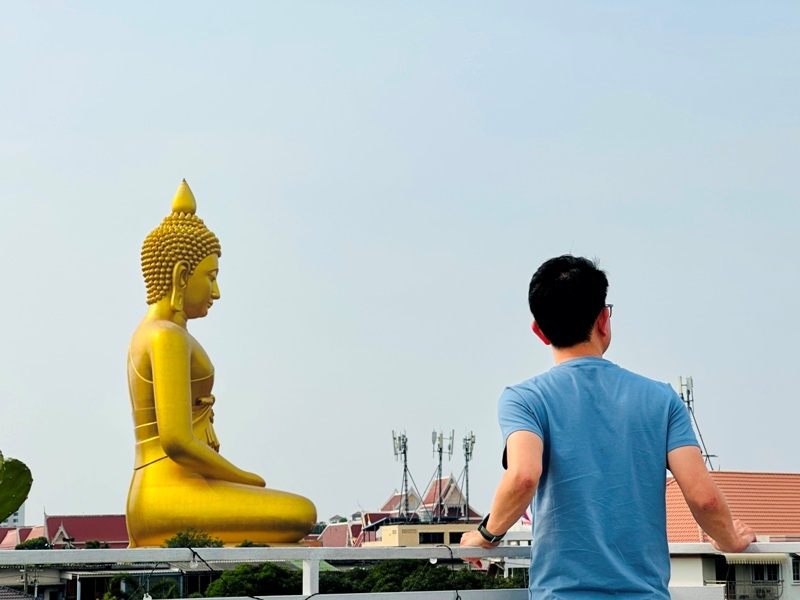 Bangkok-Trok TalatPhlu隱藏版韓風咖啡館 與水門寺大佛來張合照 Bangkok-Trok TalatPhlu隱藏版韓風咖啡館 與水門寺大佛來張合照