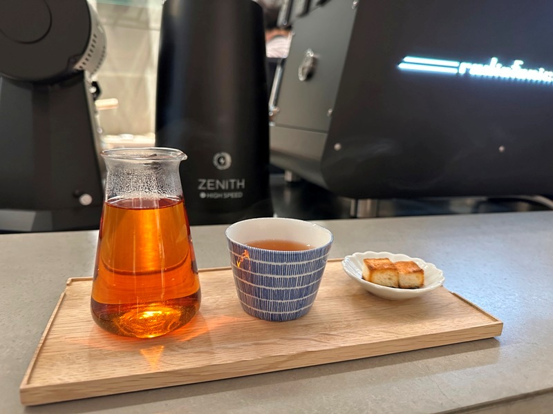 wrightbooks14 中山-重本書店Weight Books滿滿未來感 時尚雜誌配咖啡甜點