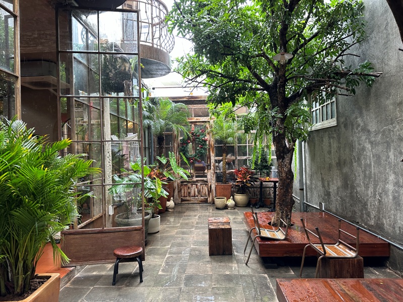 TAN03 Danang-Tan. Coffee峴港老屋新風貌 雨天也浪漫