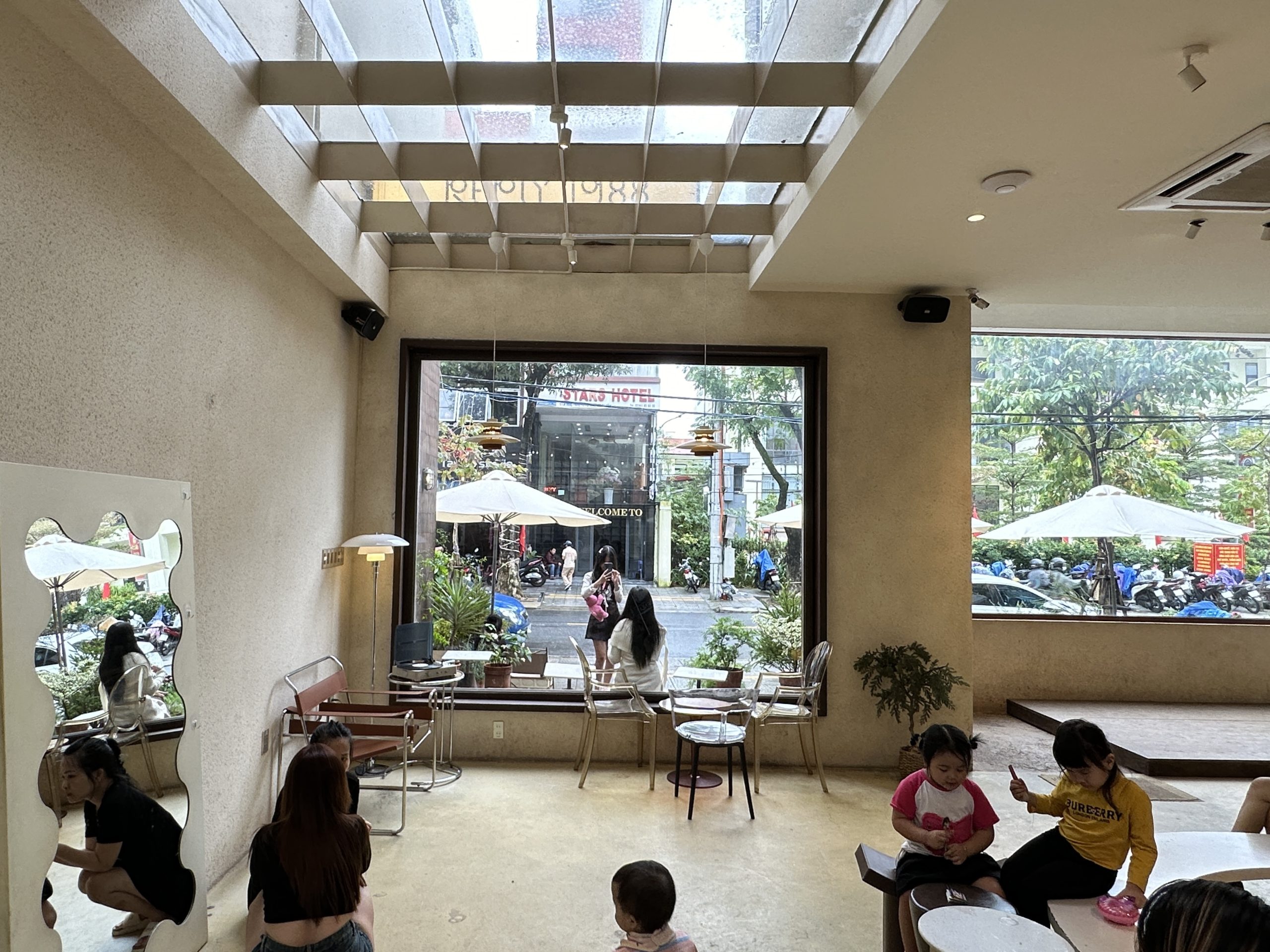 reply198814-scaled Danang-峴港Reply1988 Cafe滿室韓風 角角落落都好拍