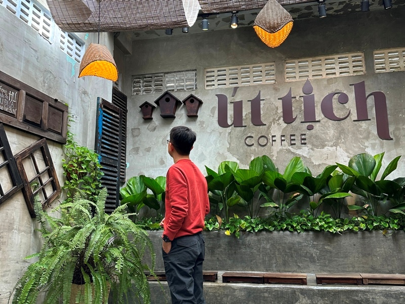 uttich0123 Danang-鵝黃的浪漫 峴港韓市場旁 在地咖啡Ut Tich cafe