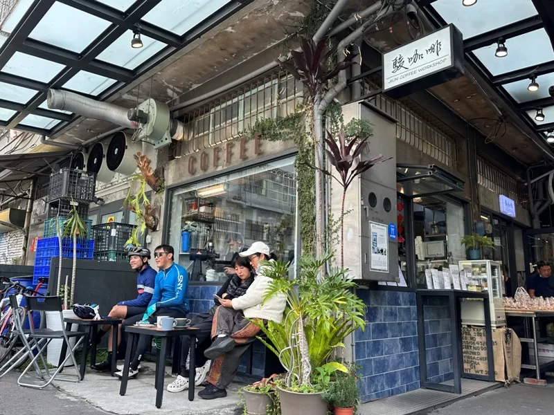 jiuncoffee04-jpeg 豐原-駿咖啡 隱身鬧區巷弄老宅 二樓有回家的氣氛