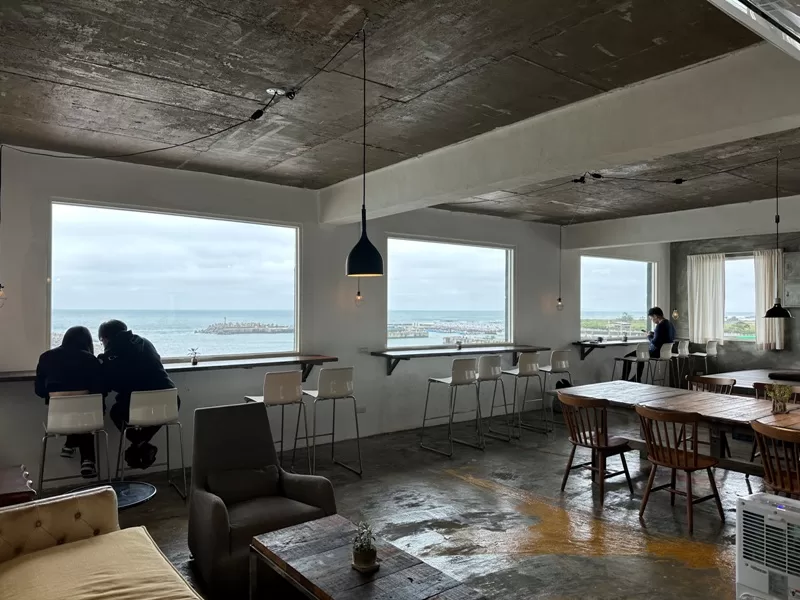 webeach1210127-jpg 三芝-我們在海邊 海景第一排 開闊舒適...甜點好吃