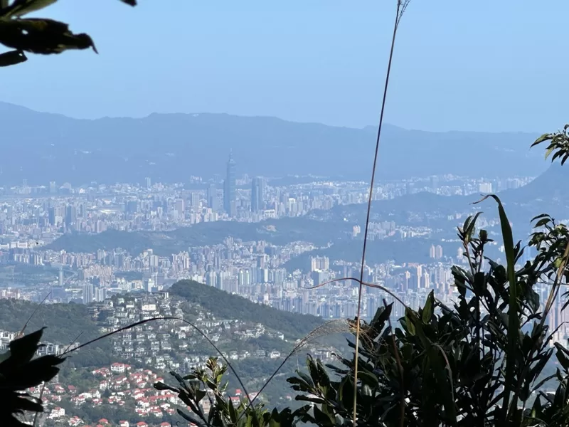 xindienlionhead17-jpg 新店-獅仔頭山 驚險崖梯輕鬆走