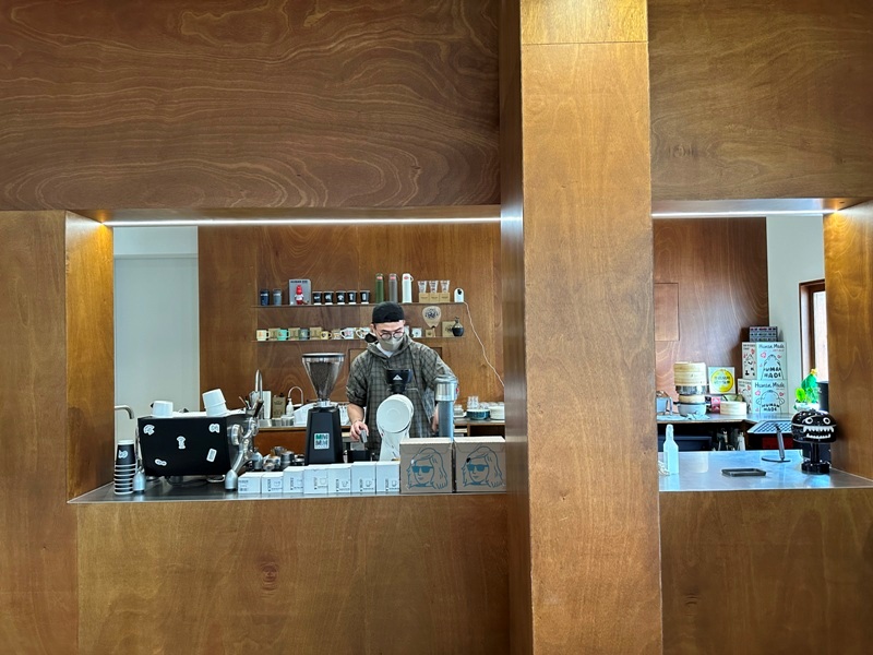 DEJAVU11 新竹北區-DEJA VU既視感咖啡店 居家露營風 刈包搭手沖