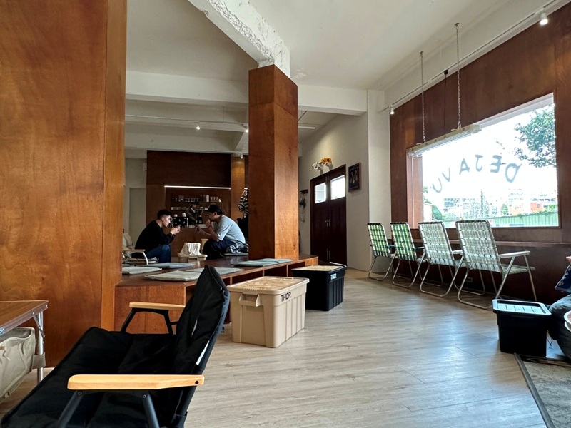 DEJAVU17 新竹北區-DEJA VU既視感咖啡店 居家露營風 刈包搭手沖