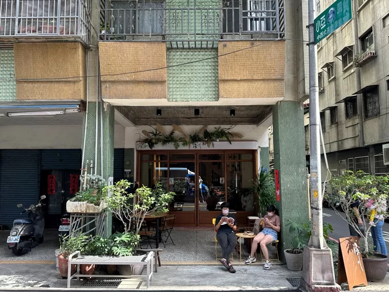 asakawa02-jpg 台中中區-淺川咖啡 手沖特調都好喝 但溫度少了點