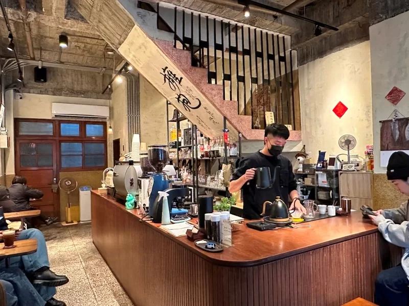 asakawa05-jpg 台中中區-淺川咖啡 手沖特調都好喝 但溫度少了點