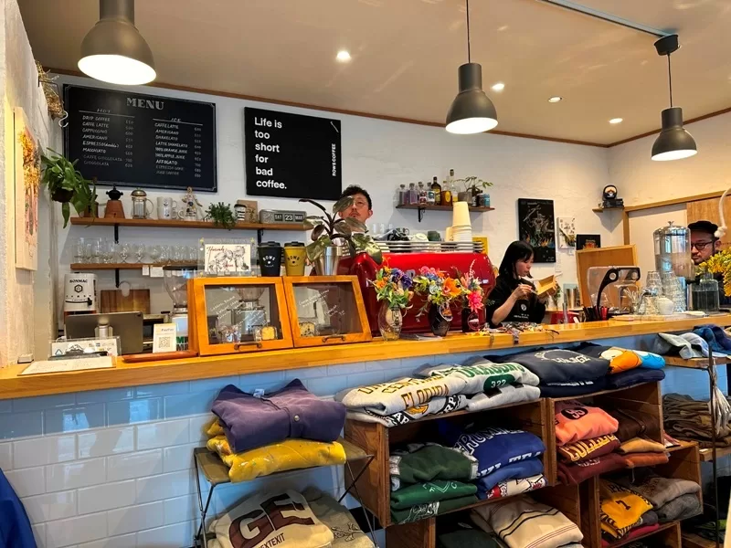 rowscoffee3-jpg Nagoya-Rows Coffee小巧空間多功能 旅人的休憩所