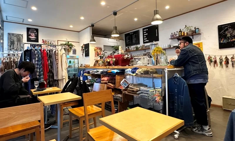 rowscoffee4-jpeg Nagoya-Rows Coffee小巧空間多功能 旅人的休憩所