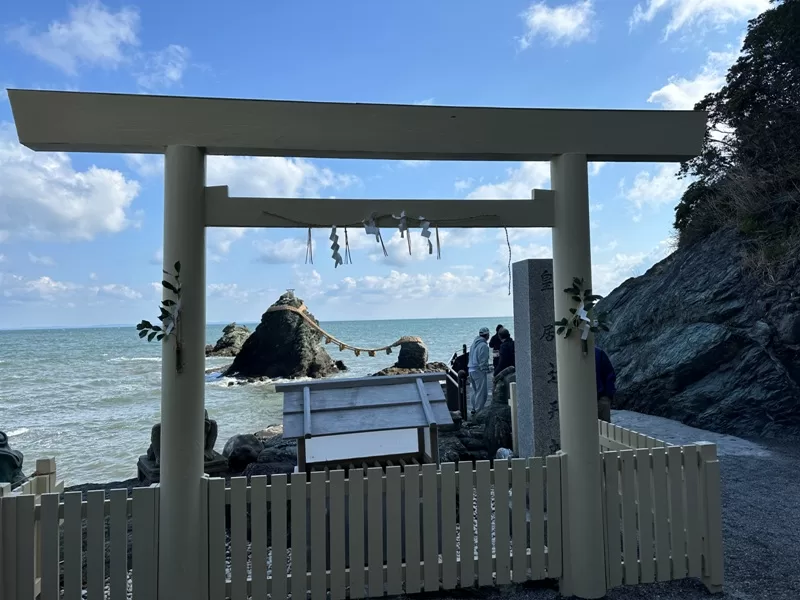 Wedded-Rocks2-jpg Ise-夫妻岩到伊勢神宮 與日本人一同參拜