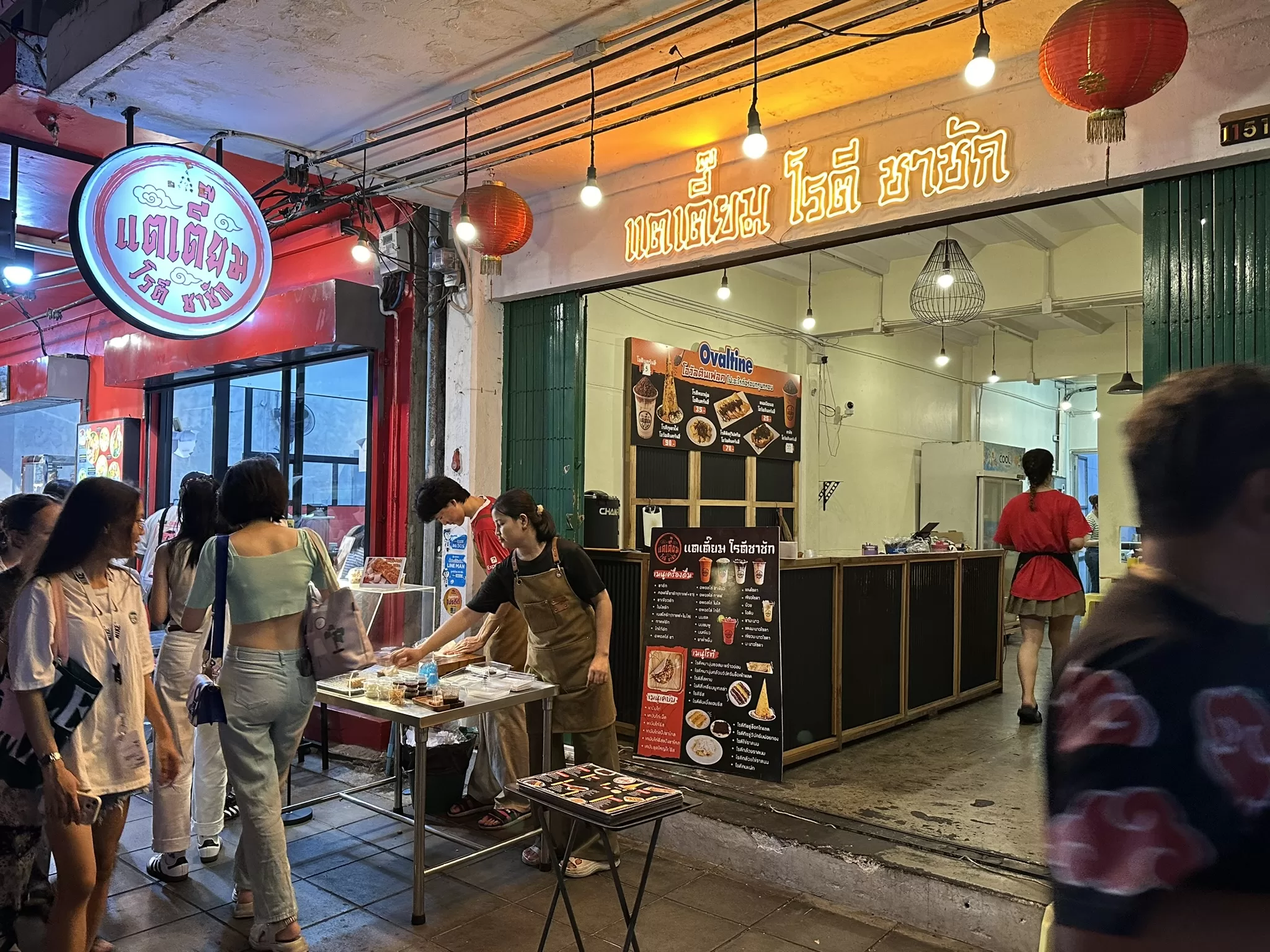 chula08-jpeg Bangkok-朱拉隆功大學 一流學府一流小吃街 必比登推薦泡麵門庭若市