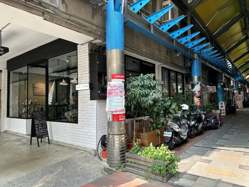 fleetstreet04-jpeg 台中中區-電子街Fleet Street Coffee 給學子安靜的讀書空間