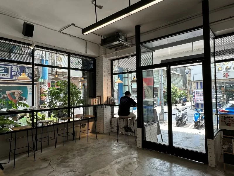 fleetstreet11-jpeg 台中中區-電子街Fleet Street Coffee 給學子安靜的讀書空間