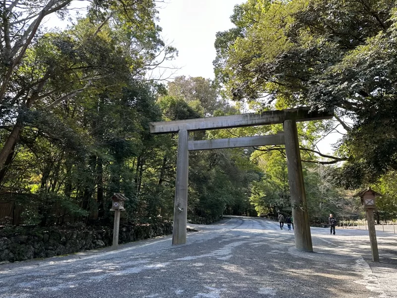 ise1-rotated Ise-夫妻岩到伊勢神宮 與日本人一同參拜